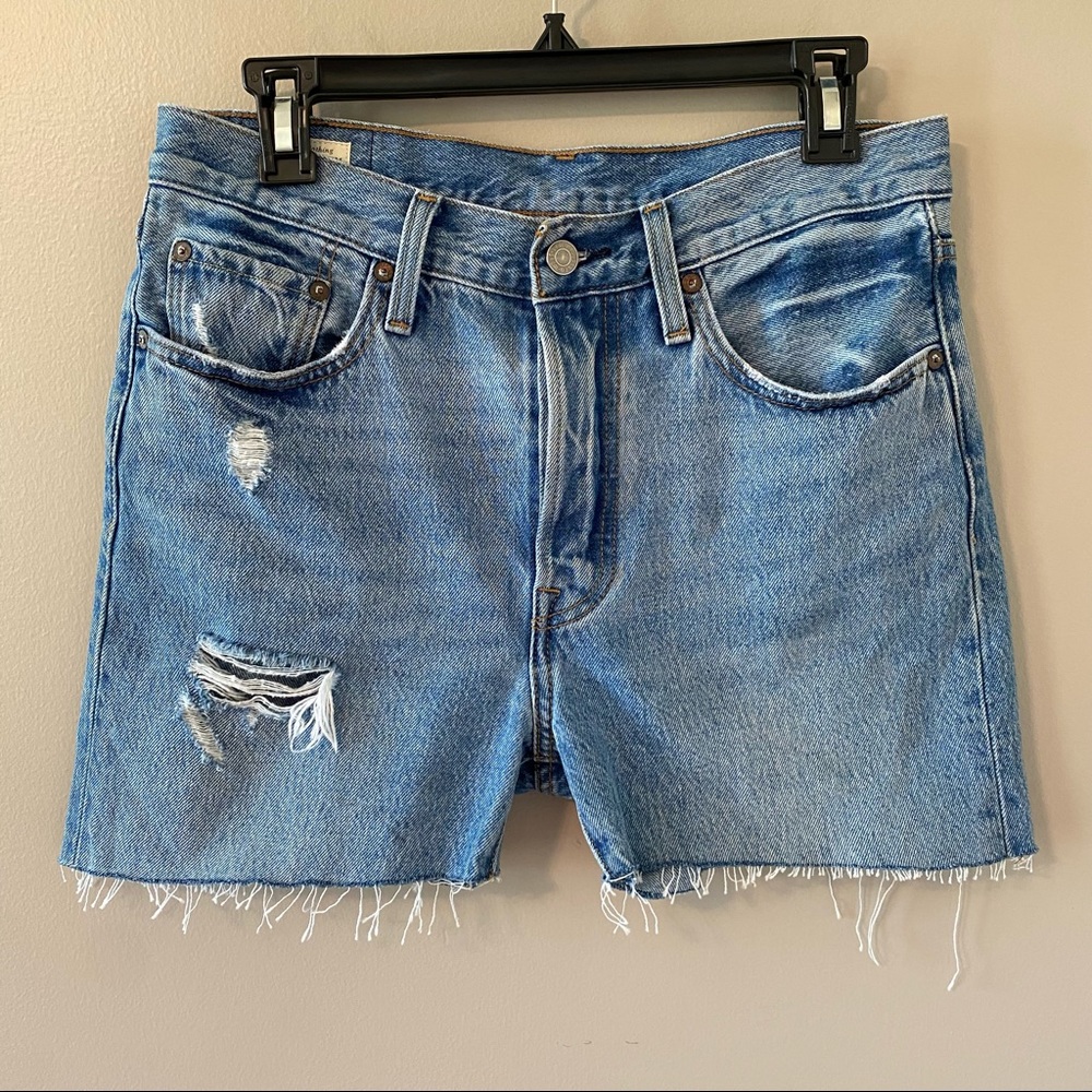 Levi’s Premium 501 Custom High Waisted Distressed Cut Off Jean Shorts Size 28